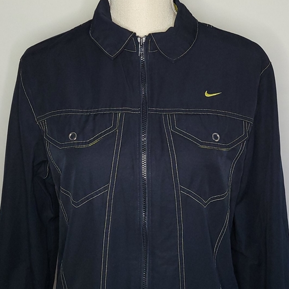 NIKE ▪︎ GIRL'S NAVY BLUE LIGHTWEIGHT JACKET ▪︎ SIZE L (12-14) - Picture 1 of 9
